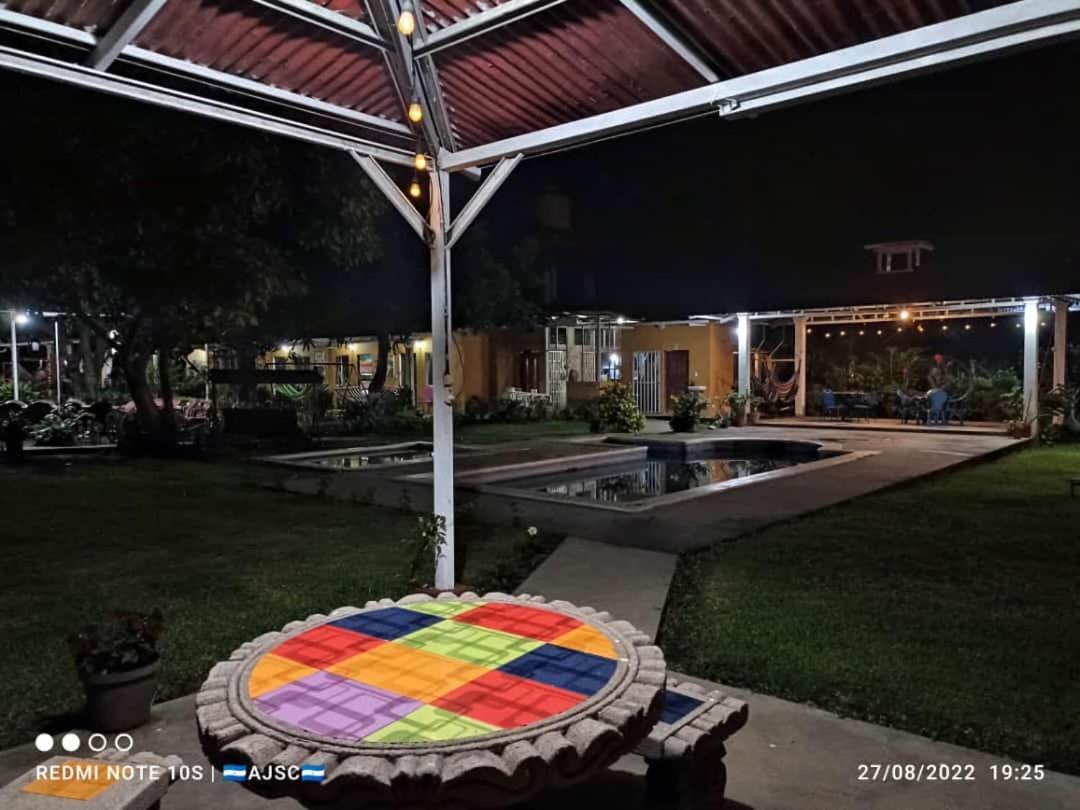 Hostal Nathaly Moyogalpa Exteriér fotografie